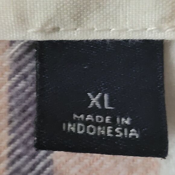 Universal Threads Flannel Shirt Womens XL Plaid Oversized Boyfriend Button Up - Picture 11 of 12